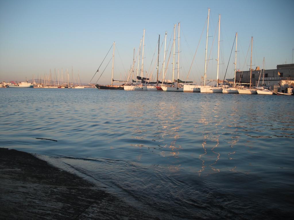 Appartamenti Corollai Trapani Bagian luar foto